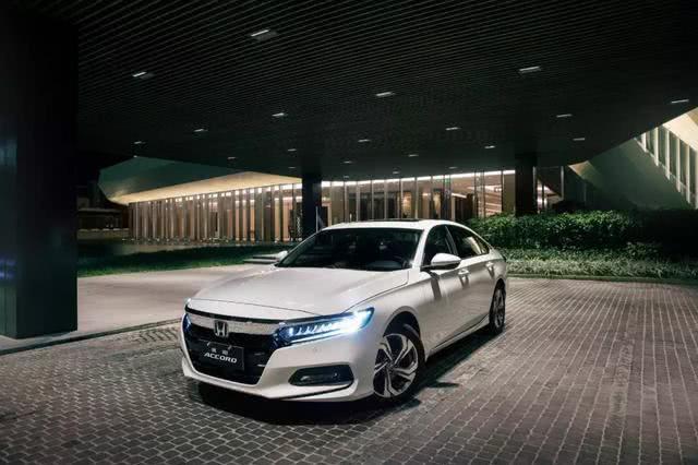 雅阁还没上市先凉了一半，原因全是因为它，2.0T放在了这货身上