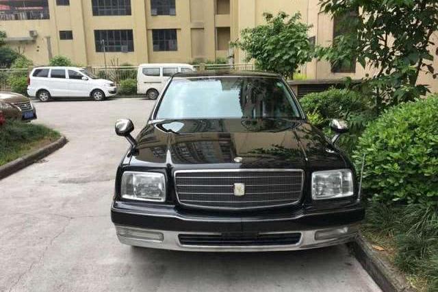 日本天皇御用座驾 号称东瀛劳斯莱斯 奔驰宝马跟它都没得比