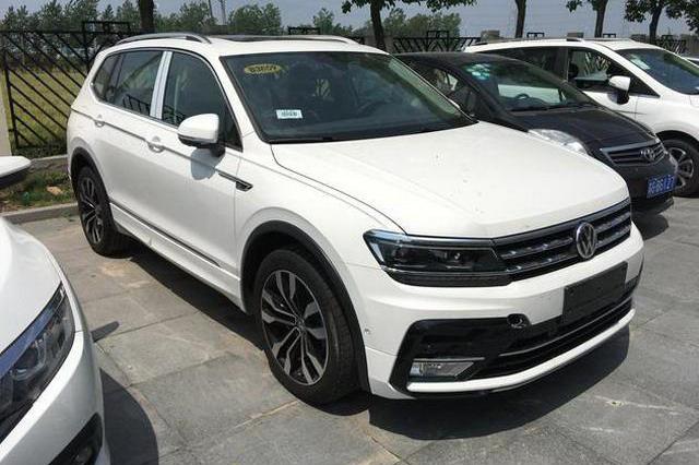 街头偶遇大众途观L运动版车型, 逼格满满不输全新途锐