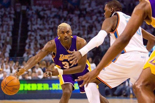 经典:2012年湖人VS雷霆G1 科比大战雷霆三少