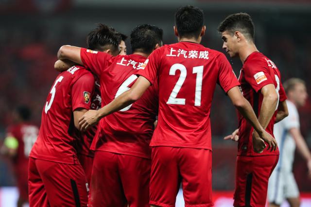 恒大客场输上港陷入被动,28轮比赛对双方至关