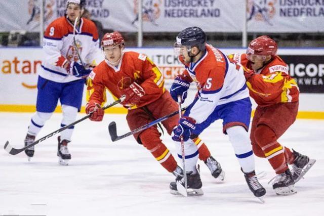 图片[2]-篮球防守如何不被肘到场(篮球防守怎样不犯规)-酷知号