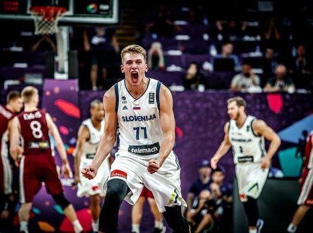 NBA史诗级摆烂就为这两人,比抢邓肯更疯狂,未