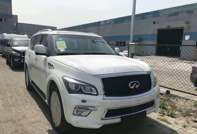 17款英菲尼迪QX80外观霸气 内饰空间那是没得说