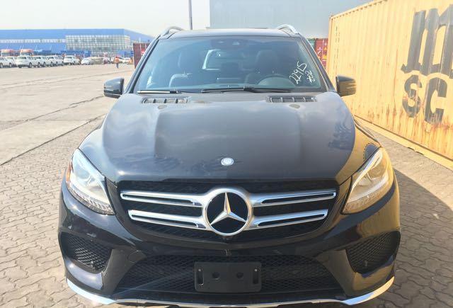 高档大气豪华SUV, 柳叶造型的大灯, 比卡宴X5更要帅气