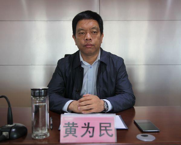 西峡县政府机关党委书记唐竟幽同志,西峡县旅游局局长张智勇同志,西峡