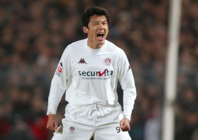 履历不俗,02年世界杯国足名单竟有11名海归!