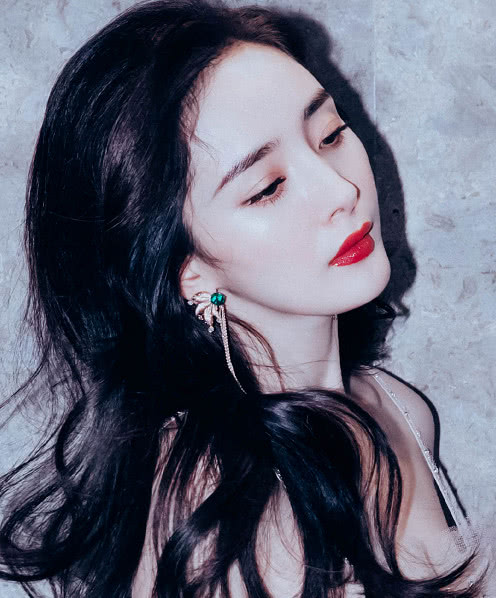 娱乐圈人见人爱的微笑唇女星榜,不止一位不是