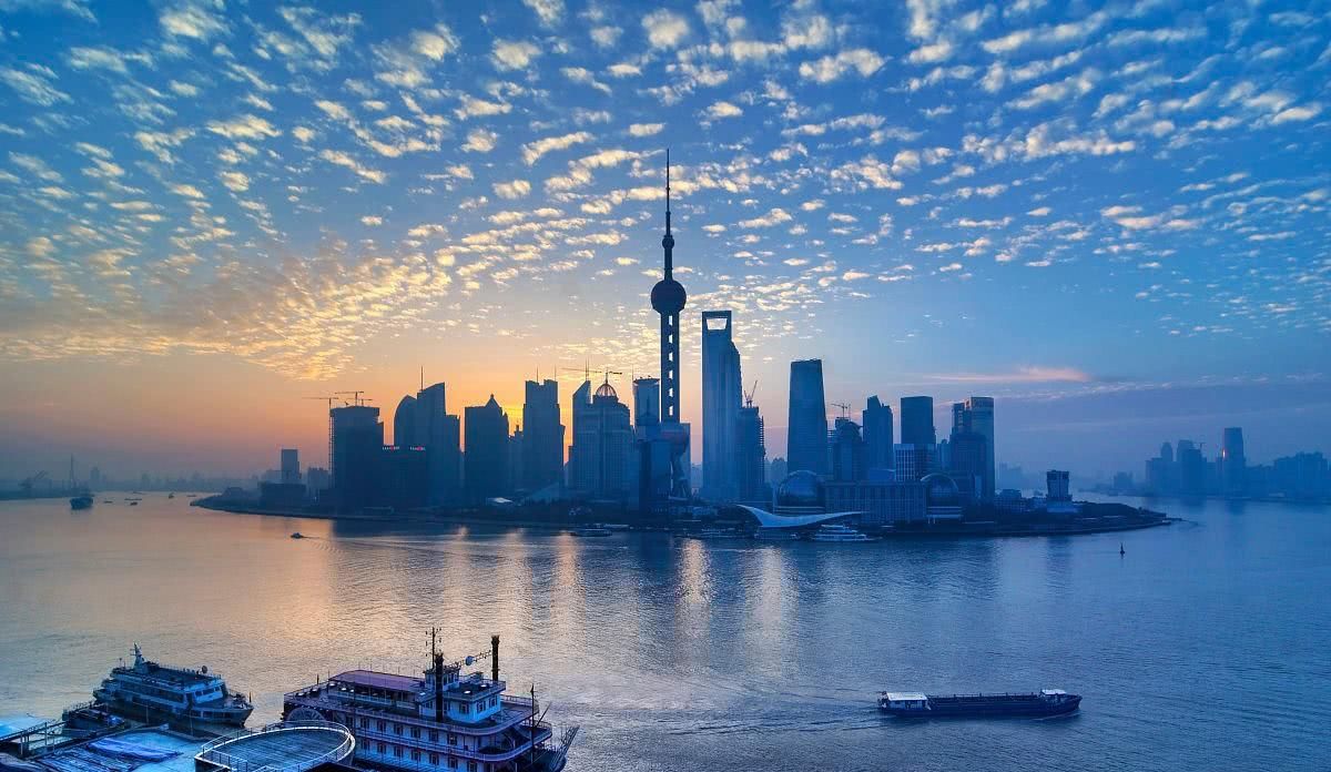 上海GDP已完爆香港,为什么很多人还是认为上