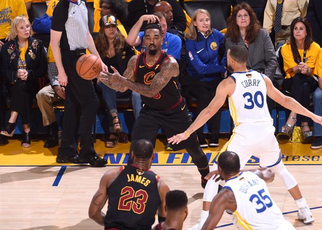 史密斯的灵魂出窍和瞬间记忆, 詹姆斯的血灌瞳