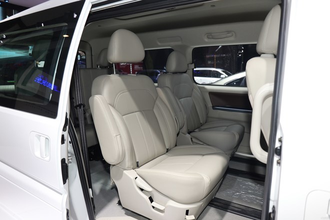 新款菱智M5EV正式上市 补贴后售12.99-13.49万元
