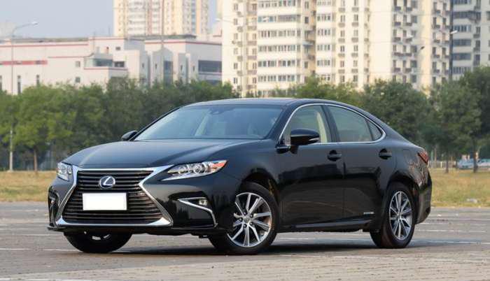 它当年要价50万, 无视奥迪A6, 如今狂降20万被帕萨特吊打