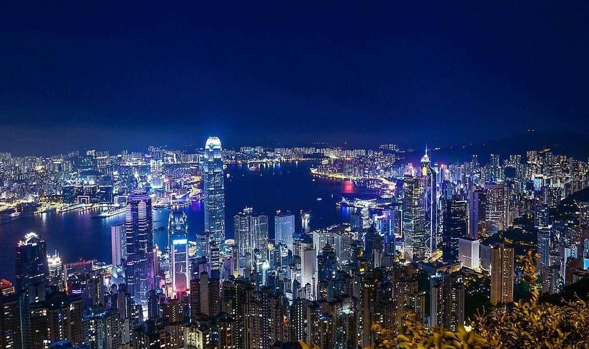 上海GDP已完爆香港,为什么很多人还是认为上