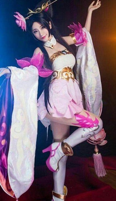 王者荣耀: 女英雄cosplay, 看到王昭君姐姐, 我又恋爱
