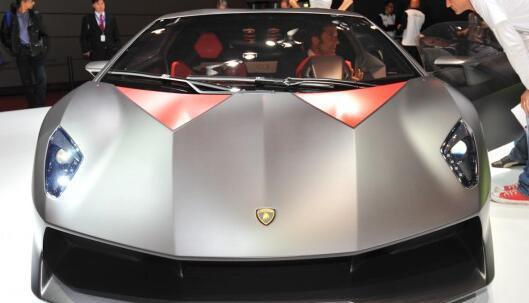 全球最快超跑之一 兰博基尼第六元素 喜欢不？