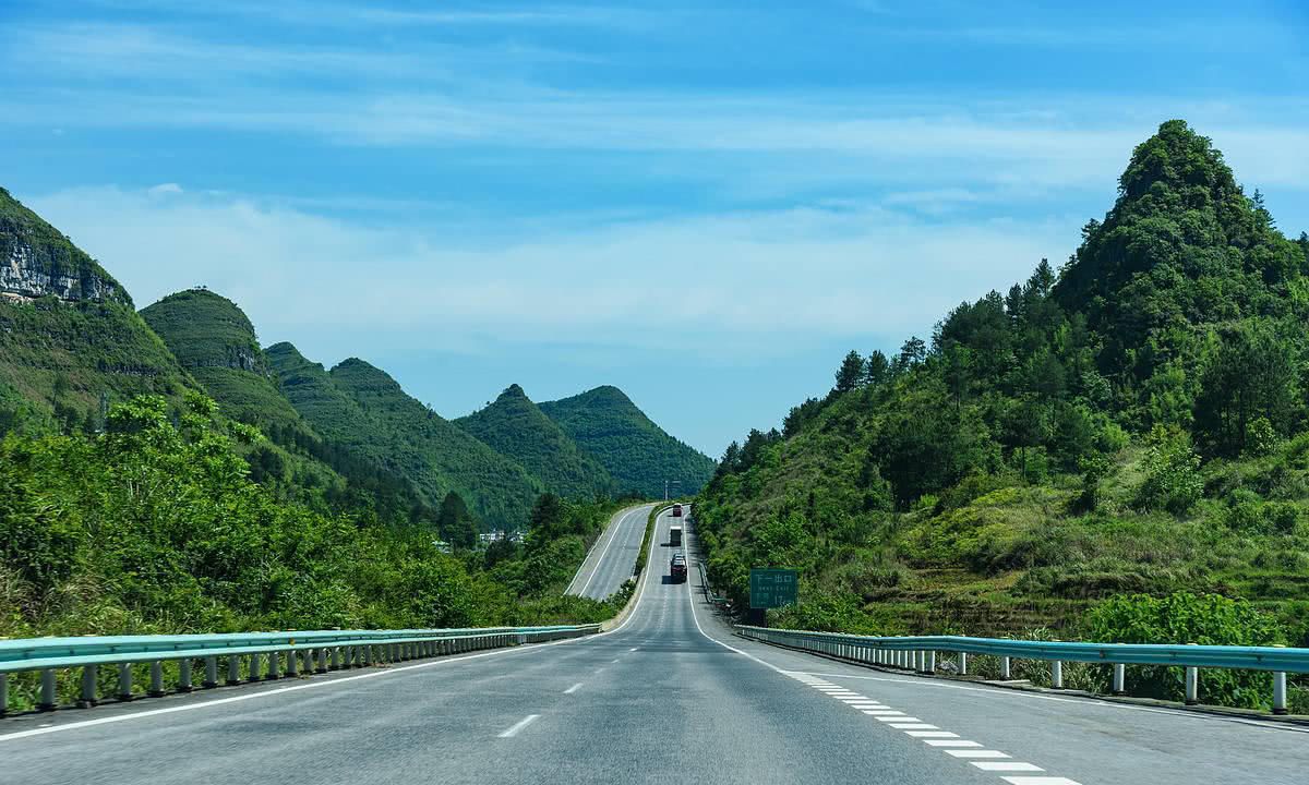 我国高速过路费最贵的省份,1公里1块钱,但司机