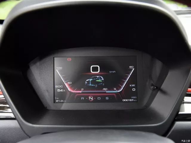 只卖5万的电动四驱SUV?红星闪闪X2上市亮瞎眼!