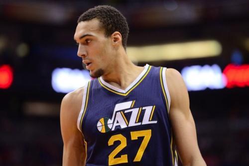 现役NBA5大内线球员实力排名:考神落榜恩比德