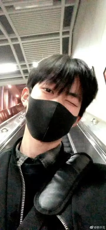 躲过了费启鸣和大川,避开了张欣尧和狗达,却没