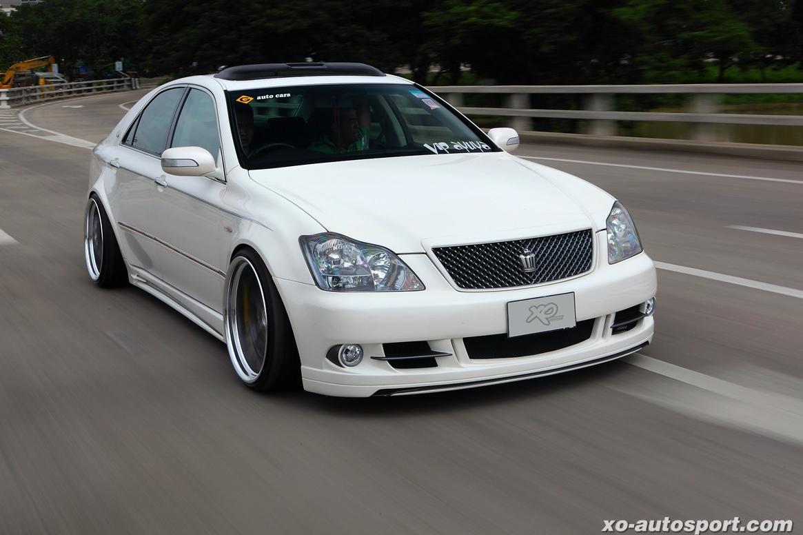 正统VIP改装案例！丰田皇冠ATHLETE