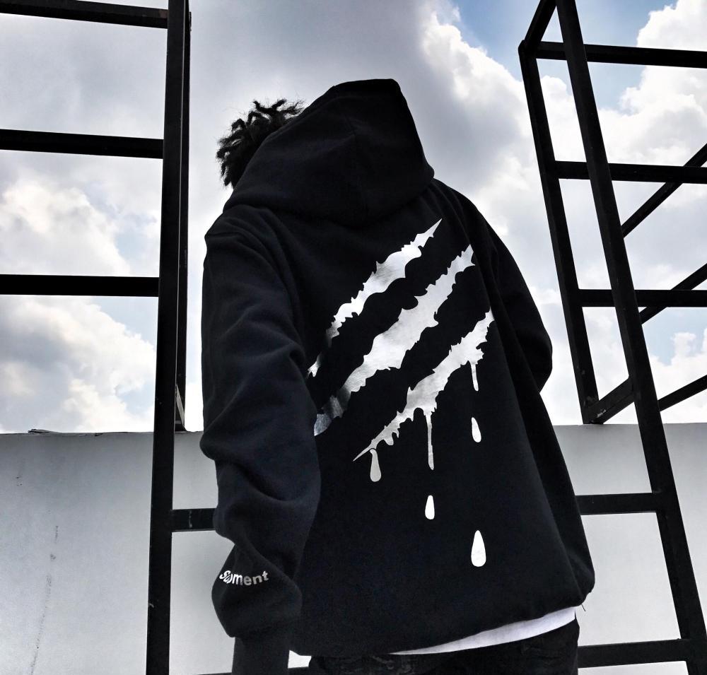 穿衣搭配男--原来连帽卫衣搭羽绒服可以这么潮