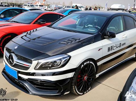 德国拓海！A45 AMG《头文字D》涂装。