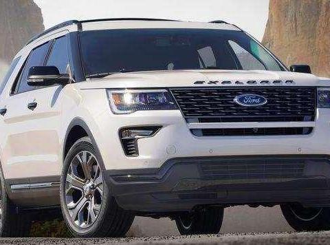 福特又厚道了一回！6气囊配四驱，8.8秒破百，35万还看啥普拉多