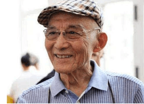 同样是经典角色扮演者, 为何游本昌和六小龄童的表现却截然相反