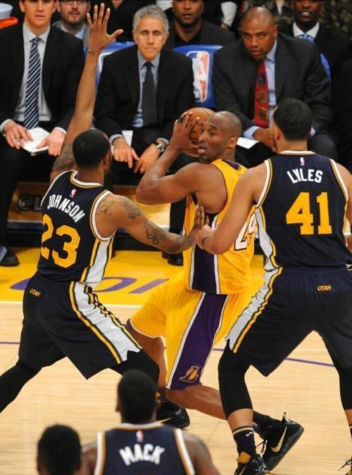 科比最后一战拿下60分,爵士队真的放水了吗?