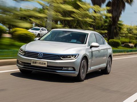 17万买车宜商宜运动，这四款主流合资中级车换代，谁是你的菜