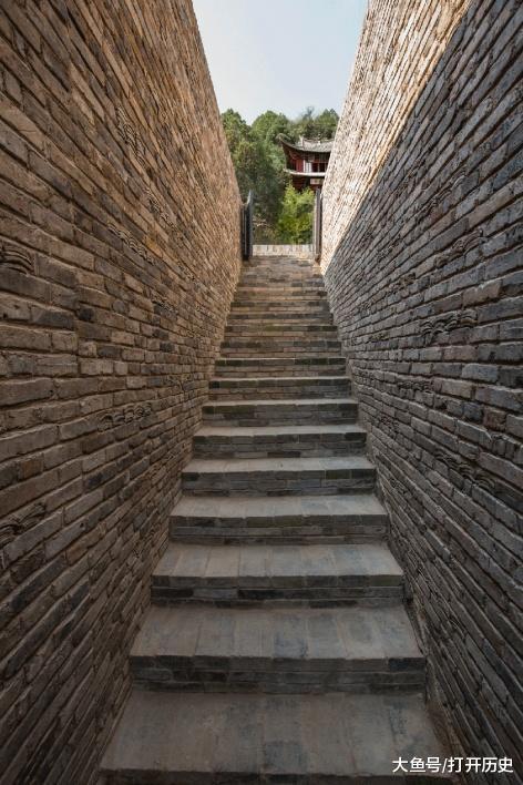 在夏朝发源之前, 那一段历史时期被称为原始社