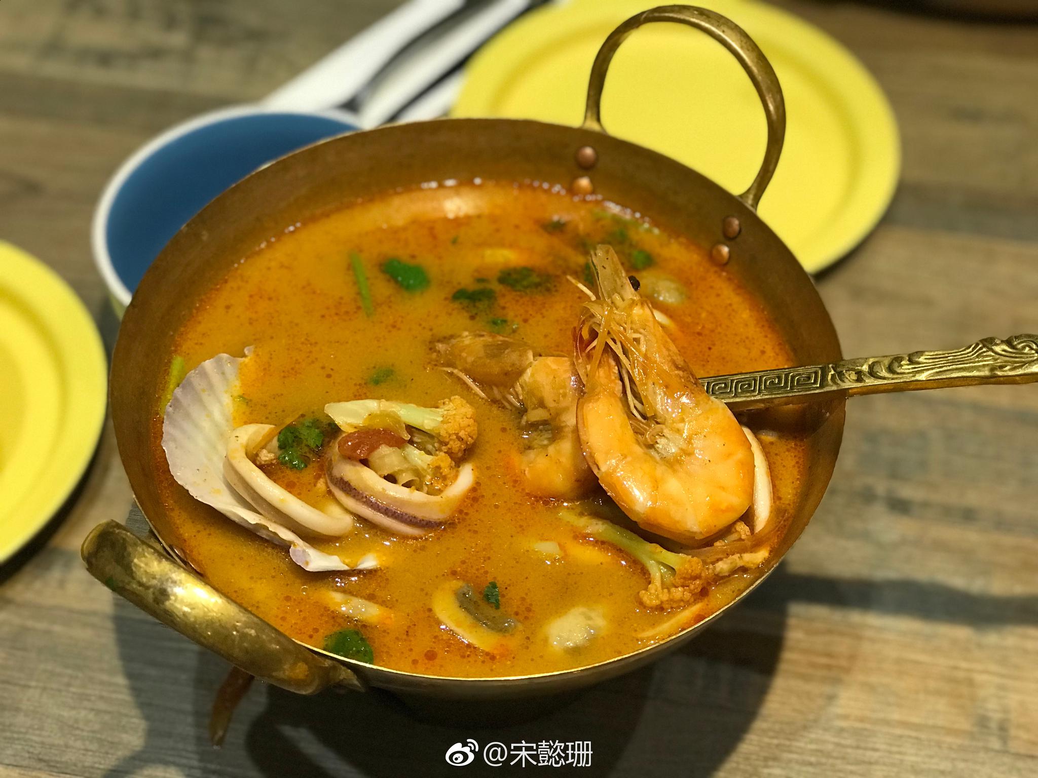 可以在天津吃到泰国网红食品
“芒果糯米饭”
天津·鲁能城购