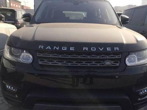 这款SUV3.0T配8AT，全时四驱，霸气十足