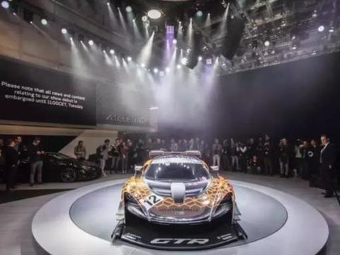 迈凯伦塞纳的暴力美学