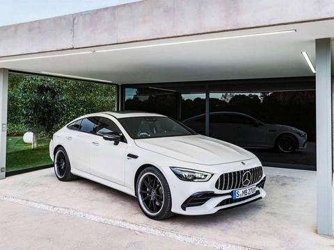 超级“奶爸”必选的两款车，谁更拉风？