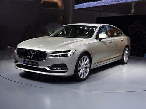 沃尔沃贴上“皇冠”标，还不到28万，一进车内，BBA彻底没辙