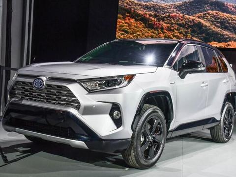 全新丰田RAV4曝光，外观完全颠覆老款，买CRV的要后悔了！