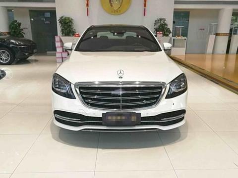 粤车友花140万全款买奔驰S450：车主随手接下钥匙的那一刻很抢眼