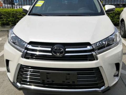 18款汉兰达四驱尊贵版完成提车！车内异响有些感人！