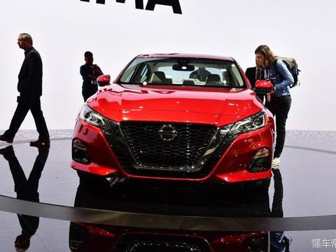 配太空座椅，大嘴气势秒杀奥迪，再也没人说它是中年男专属座驾