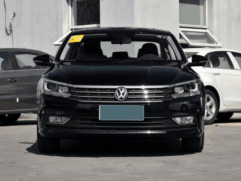 沉寂一年终爆发，帕萨特面对劲敌冲顶第一，即将改款颜值有看点