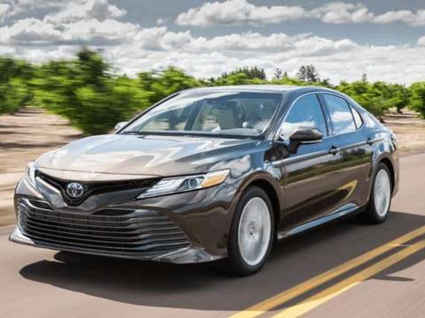 史上最畅销的三款日系车，颜值个个都不差，20万预算你更喜欢谁？