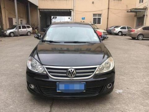 花4万买辆大众朗逸，当晒出油耗的那一刻，开飞度的朋友不相信