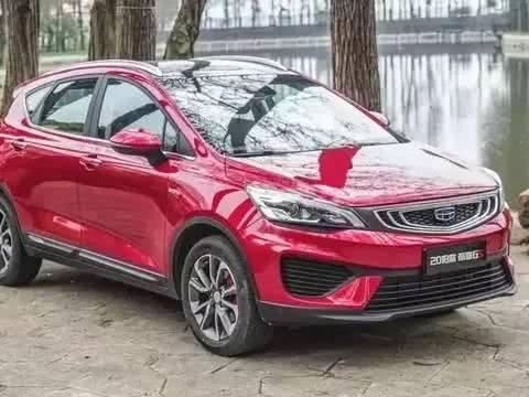 帝豪GS也学“七十二变” 新车颜值超高尔夫 性能狂虐飞度