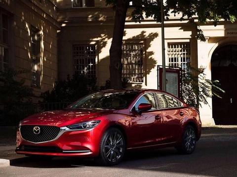 海外阿特兹新款上市，2.5T才卖24万，低配与昂克赛拉一个价