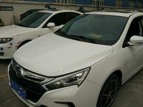 比亚迪秦开3年竟然一下子贬值这么多？车主：后悔！