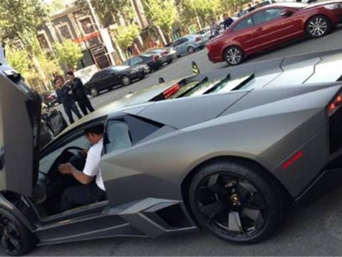 这辆1500万兰博基尼，大陆仅一台，连周杰伦都连续3次拜访观看！