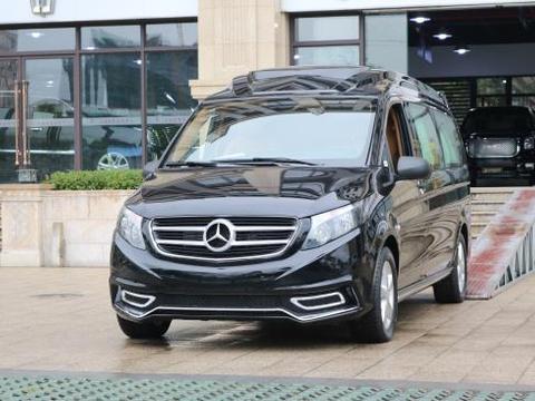 这款六座大空间面包车，领导：内饰豪华不输迈巴赫，叫板埃尔法