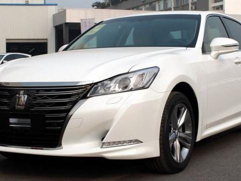 丰田皇冠上市最新消息 搭载2.0T发动机，竞争马自达6