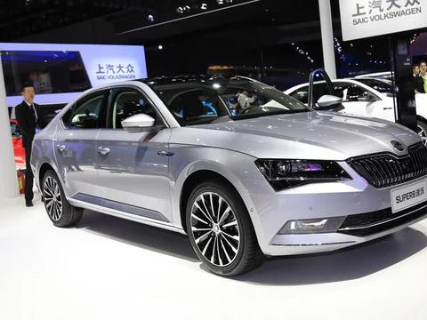 这款德系B级车要火了，大掀背大天窗美过蒙迪欧，仅15万国产着急